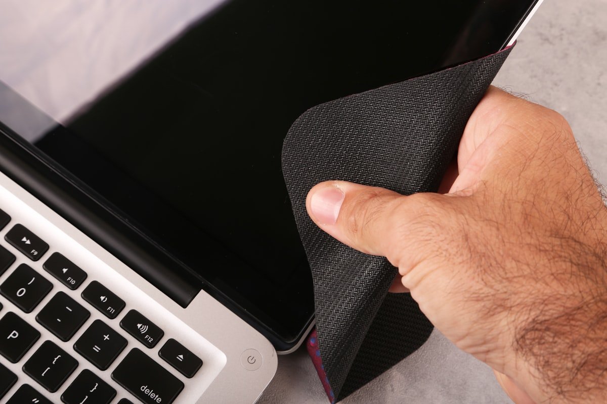 Cómo limpiar tu notebook sin arruinarla